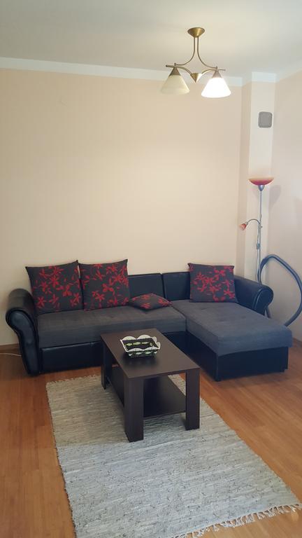 Roman Gardens Studio Apartment Risan Esterno foto